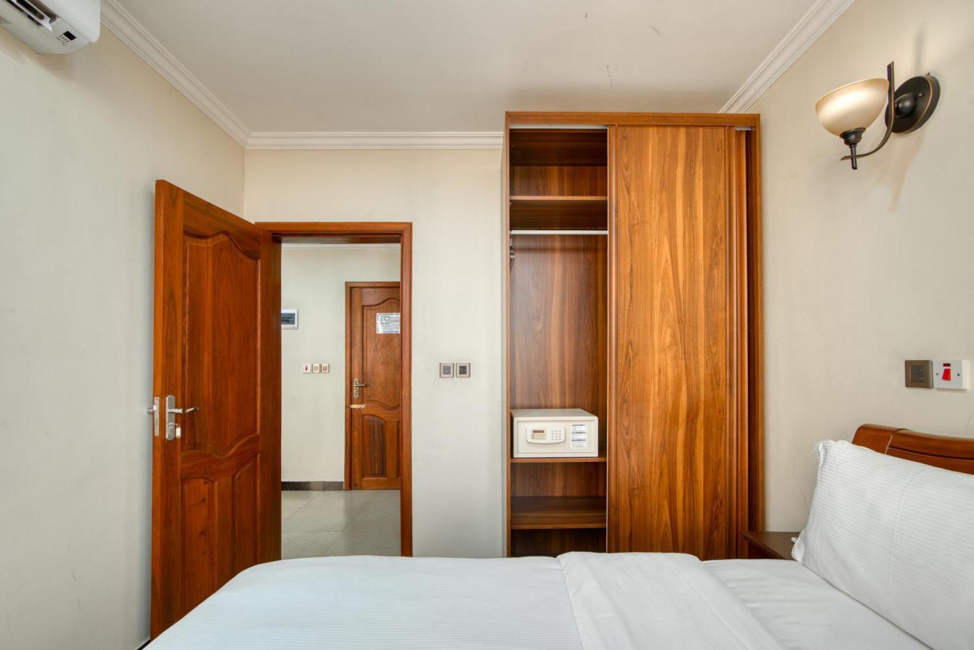 Kibo Palace Apartments 阿鲁沙 客房 照片