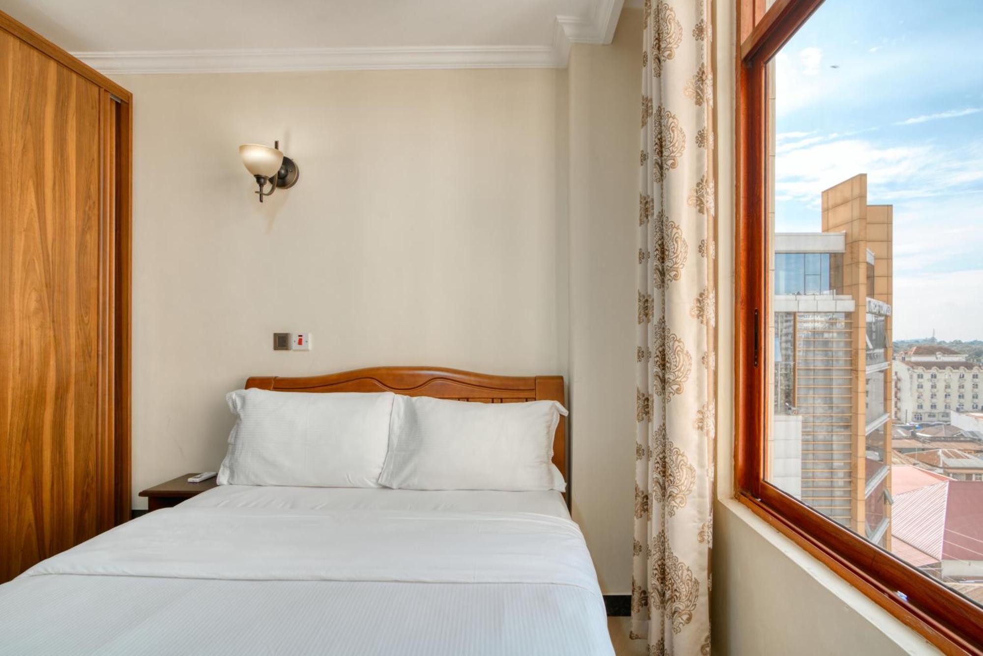 Kibo Palace Apartments 阿鲁沙 客房 照片